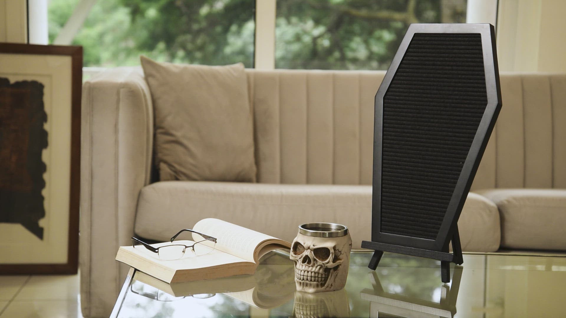 Nomnu Black Felt Coffin Letter Board